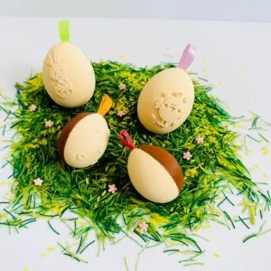 Paaseieren met bolletjes